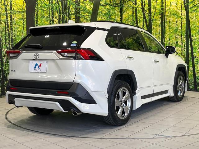 ☆全国のネクステージからお取り寄せが可能※！遠方の店舗に展示してあるクルマが気になる場合も、最寄りの店舗でご覧いただくことが可能です！是非私たちに要望をお聞かせください！※別途費用