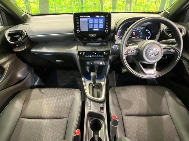 ヤリスクロス ハイブリッドＺ　モデリスタエアロ　純正８インチディスプレイオーディオ　全周囲カメラ　衝突軽減システム　レーダークルーズ　禁煙車　ハーフレザーシート　パワーシート　コーナーセンサー　ＬＥＤヘッド　ＥＴＣ（2枚目）