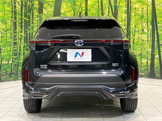 ヤリスクロス ハイブリッドＺ　モデリスタエアロ　純正８インチディスプレイオーディオ　全周囲カメラ　衝突軽減システム　レーダークルーズ　禁煙車　ハーフレザーシート　パワーシート　コーナーセンサー　ＬＥＤヘッド　ＥＴＣ（14枚目）