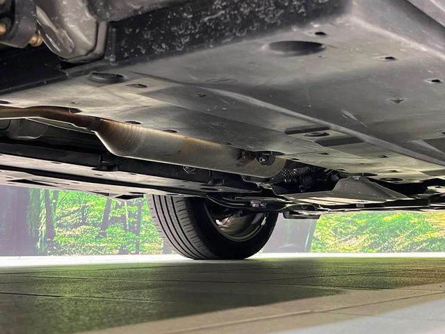 ヤリスクロス ハイブリッドＺ　モデリスタエアロ　純正８インチディスプレイオーディオ　全周囲カメラ　衝突軽減システム　レーダークルーズ　禁煙車　ハーフレザーシート　パワーシート　コーナーセンサー　ＬＥＤヘッド　ＥＴＣ（41枚目）