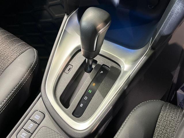 ヤリスクロス ハイブリッドＺ　モデリスタエアロ　純正８インチディスプレイオーディオ　全周囲カメラ　衝突軽減システム　レーダークルーズ　禁煙車　ハーフレザーシート　パワーシート　コーナーセンサー　ＬＥＤヘッド　ＥＴＣ（56枚目）