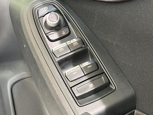 インプレッサスポーツ 2.0i-Lアイサイト 純正8インチナビ バックカメラ アイサイト 全車速追従機能付クルーズコントロール ETC スマートキー&プッシュスタート Bluetooth接続 オートライト オートエアコン アイドリングストップ(39枚目)