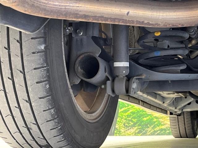 セレナ ハイウェイスター　Ｓ－ハイブリッド　Ｖセレクション　両側電動ドア　後席モニター　ＳＤナビ　バックカメラ　禁煙車　スマートキー　ＨＩＤヘッド　ビルトインＥＴＣ　クルコン　純正１６インチアルミ　オートライト　オートエアコン　ＣＤ　ＤＶＤ再生　フルセグ（60枚目）