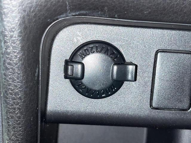 ヴォクシー V 両側電動ドア 後席モニター 9インチナビ バックカメラ 衝突被害軽減システム 禁煙車 ドラレコ スマートキー LEDヘッド ビルトインETC クルコン 純正15インチアルミ オートハイビーム(62枚目)