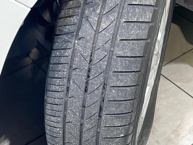 ヴォクシー V 両側電動ドア 後席モニター 9インチナビ バックカメラ 衝突被害軽減システム 禁煙車 ドラレコ スマートキー LEDヘッド ビルトインETC クルコン 純正15インチアルミ オートハイビーム(66枚目)