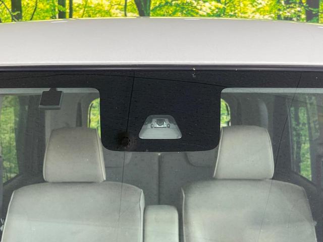 ムーヴキャンバス Ｇメイクアップ　ＳＡＩＩ　純正８型ナビ　両側電動ドア　全周囲カメラ　衝突被害軽減システム　禁煙車　スマートキー　ＬＥＤヘッド　ＥＴＣ　オートライト　オートエアコン　Ｂｌｕｅｔｏｏｔｈ　ＣＤ　ＤＶＤ再生　フルセグ　ＬＥＤフォグ（3枚目）