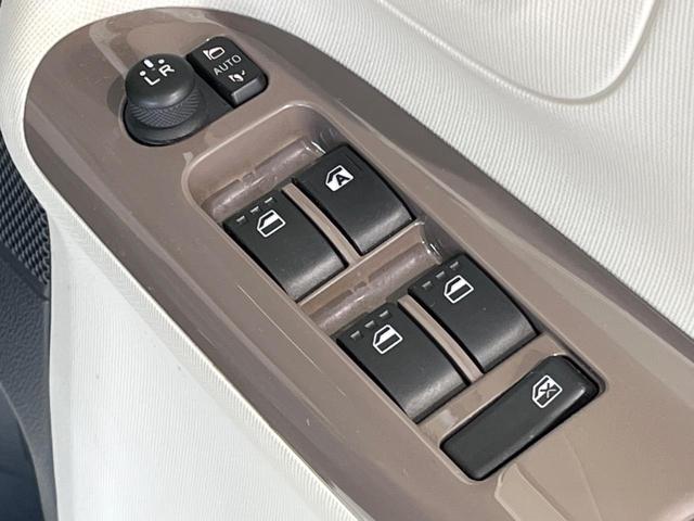 ムーヴキャンバス Ｇメイクアップ　ＳＡＩＩ　純正８型ナビ　両側電動ドア　全周囲カメラ　衝突被害軽減システム　禁煙車　スマートキー　ＬＥＤヘッド　ＥＴＣ　オートライト　オートエアコン　Ｂｌｕｅｔｏｏｔｈ　ＣＤ　ＤＶＤ再生　フルセグ　ＬＥＤフォグ（31枚目）