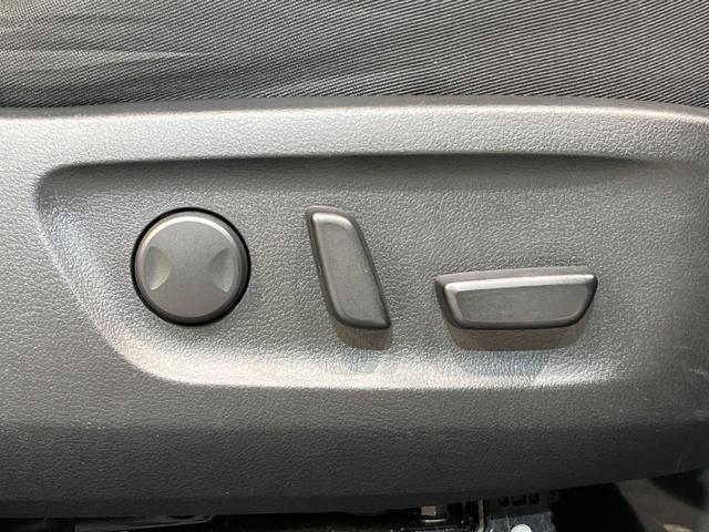 ＭＸ－３０ ベースグレード　８．８インチマツダコネクトナビ　全周囲カメラ　ＢＯＳＥサウンド　衝突被害軽減システム　レーダークルーズ　禁煙車　パワーシート　ドラレコ　コーナーセンサー　ＬＥＤヘッド　ＥＴＣ　オートハイビーム（46枚目）