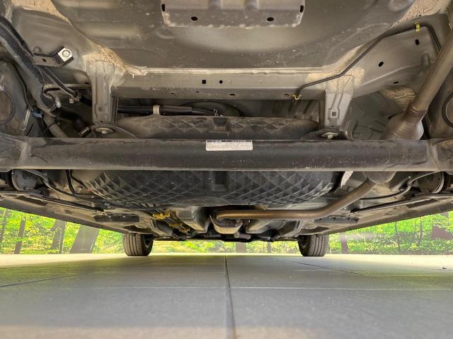 ルーミー カスタムＧ　Ｓ　後席モニター　純正９型ナビ　両側電動ドア　バックカメラ　衝突被害軽減システム　禁煙車　ドラレコ　スマートキー　ＬＥＤヘッド　ビルトインＥＴＣ　クルコン　純正１４インチアルミ　オートライト（19枚目）