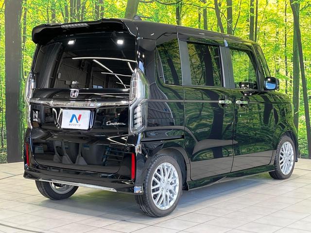 Ｎ－ＢＯＸカスタム Ｌターボ　ターボ　両側電動ドア　８インチナビ　バックカメラ　禁煙車　衝突軽減システム　コーナーセンサー　スマートキー　ＬＥＤヘッド　ＥＴＣ　純正１５インチアルミ　オートハイビーム　車線逸脱警報　オートライト（17枚目）