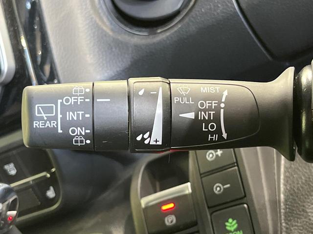 Ｎ－ＢＯＸカスタム Ｌターボ　ターボ　両側電動ドア　８インチナビ　バックカメラ　禁煙車　衝突軽減システム　コーナーセンサー　スマートキー　ＬＥＤヘッド　ＥＴＣ　純正１５インチアルミ　オートハイビーム　車線逸脱警報　オートライト（33枚目）