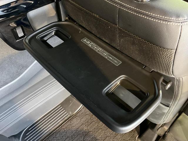 Ｎ－ＢＯＸカスタム Ｌターボ　ターボ　両側電動ドア　８インチナビ　バックカメラ　禁煙車　衝突軽減システム　コーナーセンサー　スマートキー　ＬＥＤヘッド　ＥＴＣ　純正１５インチアルミ　オートハイビーム　車線逸脱警報　オートライト（42枚目）