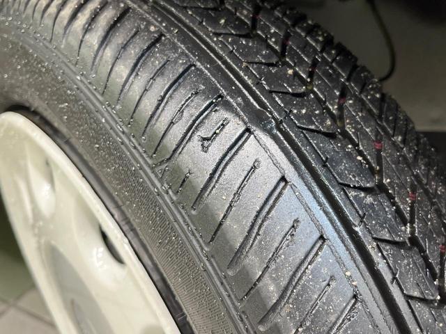 ミラココア ココアプラスＸスペシャルコーデ　ＳＤナビ　バックカメラ　禁煙車　スマートキー　オートライト　オートエアコン　電動格納ミラー　Ｂｌｕｅｔｏｏｔｈ　ドアバイザー　プライバシーガラス　アームレスト（22枚目）