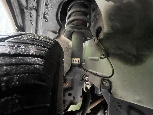 ミラココア ココアプラスＸスペシャルコーデ　ＳＤナビ　バックカメラ　禁煙車　スマートキー　オートライト　オートエアコン　電動格納ミラー　Ｂｌｕｅｔｏｏｔｈ　ドアバイザー　プライバシーガラス　アームレスト（23枚目）