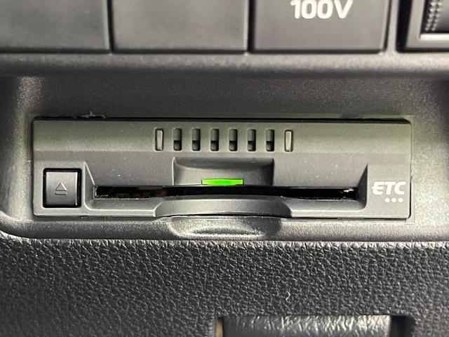 アクア Ｘ　純正ナビ　トヨタセーフティセンス　レーダークルーズコントロール　ＥＴＣ　オートハイビーム　ドライブレコーダー　スマートキー＆プッシュスタート　Ｂｌｕｅｔｏｏｔｈ接続　オートライト　オートエアコン（6枚目）