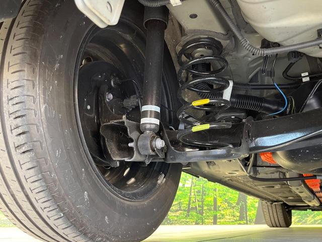 アクア Ｘ　純正ナビ　トヨタセーフティセンス　レーダークルーズコントロール　ＥＴＣ　オートハイビーム　ドライブレコーダー　スマートキー＆プッシュスタート　Ｂｌｕｅｔｏｏｔｈ接続　オートライト　オートエアコン（20枚目）