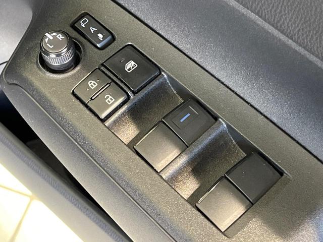 アクア Ｘ　純正ナビ　トヨタセーフティセンス　レーダークルーズコントロール　ＥＴＣ　オートハイビーム　ドライブレコーダー　スマートキー＆プッシュスタート　Ｂｌｕｅｔｏｏｔｈ接続　オートライト　オートエアコン（34枚目）