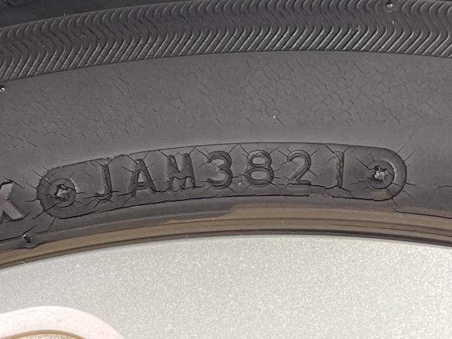 アクア Ｘ　純正ナビ　トヨタセーフティセンス　レーダークルーズコントロール　ＥＴＣ　オートハイビーム　ドライブレコーダー　スマートキー＆プッシュスタート　Ｂｌｕｅｔｏｏｔｈ接続　オートライト　オートエアコン（51枚目）