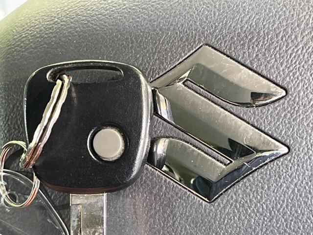 ハスラー Ａ　衝突安全ボディ　盗難防止システム　横滑り防止装置　キーレス　禁煙車　ＣＤ再生　ドアバイザー（7枚目）