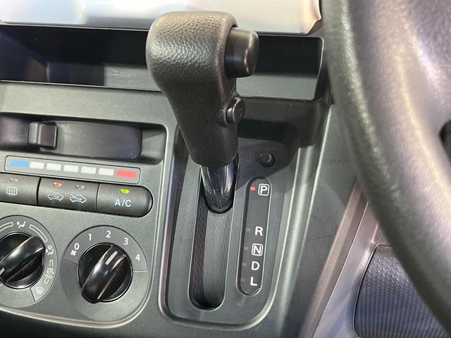 ハスラー Ａ　衝突安全ボディ　盗難防止システム　横滑り防止装置　キーレス　禁煙車　ＣＤ再生　ドアバイザー（21枚目）