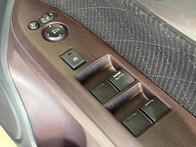 Ｎ－ＯＮＥ プレミアム　ＳＤナビ　バックカメラ　衝突被害軽減システム　禁煙車　ドラレコ　スマートキー　ＨＩＤヘッド　ビルトインＥＴＣ　純正１５インチアルミ　オートライト　オートエアコン　ＣＤ　地デジ（34枚目）