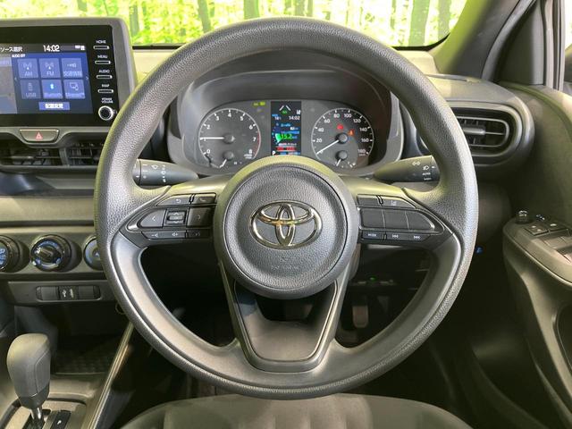 ヤリス X 純正ナビ バックカメラ 衝突軽減システム クリアランスソナー ETC オートマチックハイビーム オートライト スマートキー 盗難防止システム 電動格納ミラー 衝突安全ボディ Bluetooth接続(11枚目)