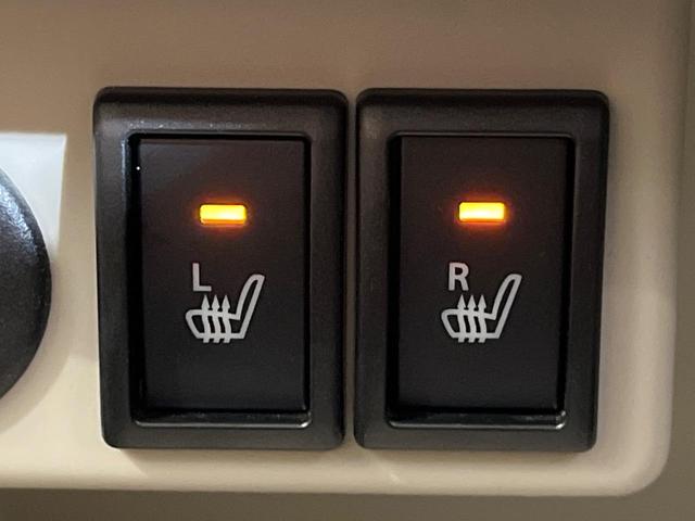 アルトラパン Ｘ　ＳＤナビ　バックカメラ　衝突被害軽減　禁煙車　ドラレコ　コーナーセンサー　スマートキー　ＨＩＤ　ビルトインＥＴＣ　純正１４インチアルミ　オートライト　オートエアコン　Ｂｌｕｅｔｏｏｔｈ　ＣＤ（6枚目）