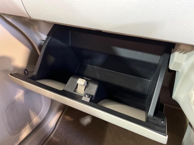 アルトラパン Ｘ　ＳＤナビ　バックカメラ　衝突被害軽減　禁煙車　ドラレコ　コーナーセンサー　スマートキー　ＨＩＤ　ビルトインＥＴＣ　純正１４インチアルミ　オートライト　オートエアコン　Ｂｌｕｅｔｏｏｔｈ　ＣＤ（39枚目）