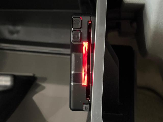 エブリイ ジョインターボ　バックカメラ　ＳＤナビ　衝突被害軽減システム　禁煙車　ドラレコ　コーナーセンサー　ＨＩＤヘッド　ＥＴＣ　車線逸脱警報　オートライト　Ｂｌｕｅｔｏｏｔｈ　ＣＤ　ＤＶＤ再生　フルセグ（6枚目）