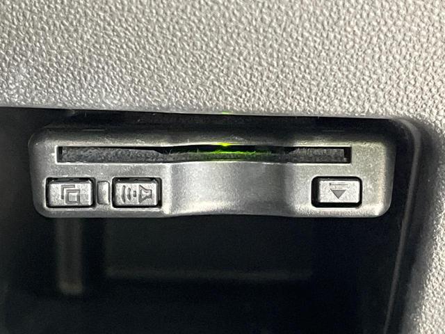 ムーヴキャンバス ＧメイクアップＶＳ　ＳＡＩＩＩ　ＳＤナビ　両側電動ドア　全周囲カメラ　衝突被害軽減システム　禁煙車　シートヒーター　ドラレコ　スマートキー　ＬＥＤヘッド　ＥＴＣ　オートハイビーム　車線逸脱警報　オートライト　オートエアコン（7枚目）