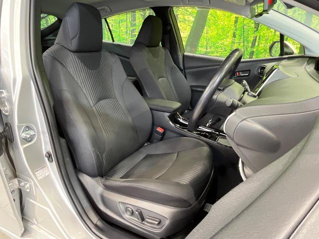 プリウス Ａ　純正ナビ　バックカメラ　衝突被害軽減システム　レーダークルーズ　禁煙車　パワーシート　ドラレコ　コーナーセンサー　ヘッドアップディスプレイ　スマートキー　ＬＥＤヘッド　ＥＴＣ　オートハイビーム（8枚目）