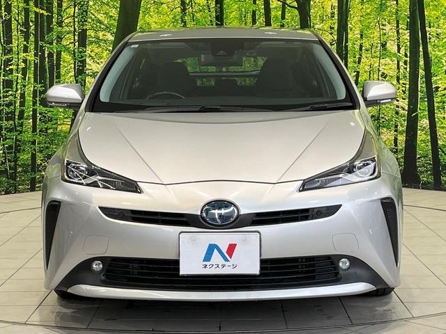 プリウス Ａ　純正ナビ　バックカメラ　衝突被害軽減システム　レーダークルーズ　禁煙車　パワーシート　ドラレコ　コーナーセンサー　ヘッドアップディスプレイ　スマートキー　ＬＥＤヘッド　ＥＴＣ　オートハイビーム（14枚目）