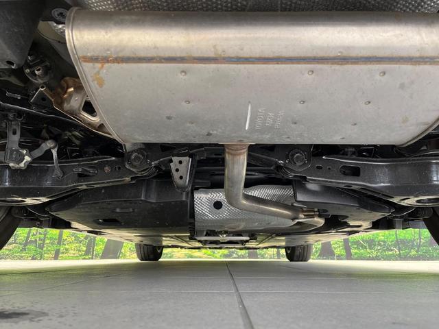 プリウス Ａ　純正ナビ　バックカメラ　衝突被害軽減システム　レーダークルーズ　禁煙車　パワーシート　ドラレコ　コーナーセンサー　ヘッドアップディスプレイ　スマートキー　ＬＥＤヘッド　ＥＴＣ　オートハイビーム（19枚目）