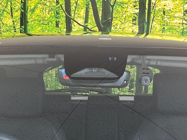 ヴェゼル e:HEV Z 純正9型ナビ バックカメラ 衝突被害軽減システム レーダークルーズ 禁煙車 電動リアゲート ハーフレザーシート ドラレコ コーナーセンサー スマートキー LEDヘッド ETC 純正18インチアルミ(3枚目)