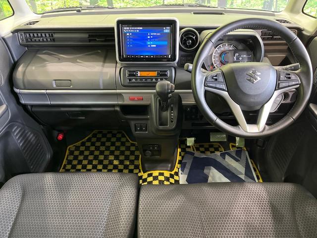 スペーシアギア ハイブリッドＸＺ　純正８型ナビ　両側電動ドア　バックカメラ　衝突被害軽減　禁煙車　レーダークルーズ　コーナーセンサー　シートヒーター　スマートキー　ＥＴＣ　純正アルミ　車線逸脱警報　オートエアコン　Ｂｌｕｅｔｏｏｔｈ（2枚目）