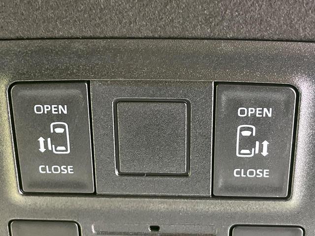 ヴォクシー Ｓ－Ｇ　純正８型ナビ　両側電動ドア　バックカメラ　衝突被害軽減システム　レーダークルーズ　禁煙車　ドラレコ　コーナーセンサー　スマートキー　ＬＥＤヘッド　ＥＴＣ　オートハイビーム　車線逸脱警報　オートライト（7枚目）