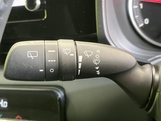 ヴォクシー Ｓ－Ｇ　純正８型ナビ　両側電動ドア　バックカメラ　衝突被害軽減システム　レーダークルーズ　禁煙車　ドラレコ　コーナーセンサー　スマートキー　ＬＥＤヘッド　ＥＴＣ　オートハイビーム　車線逸脱警報　オートライト（27枚目）