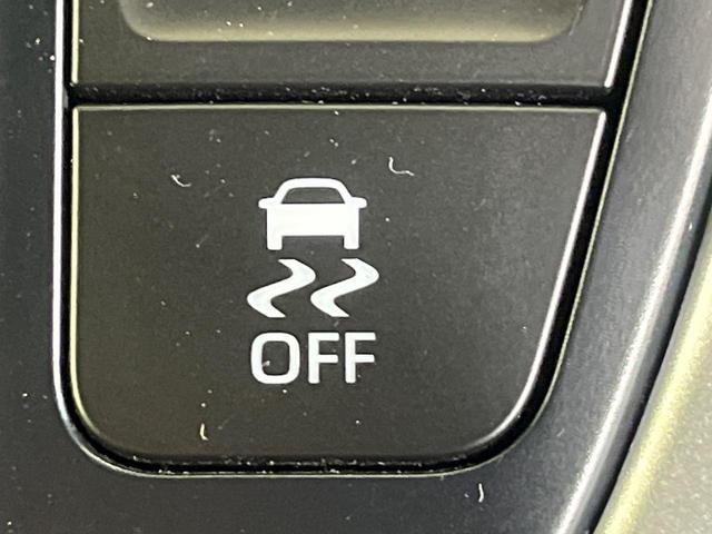 ヴォクシー Ｓ－Ｇ　純正８型ナビ　両側電動ドア　バックカメラ　衝突被害軽減システム　レーダークルーズ　禁煙車　ドラレコ　コーナーセンサー　スマートキー　ＬＥＤヘッド　ＥＴＣ　オートハイビーム　車線逸脱警報　オートライト（31枚目）