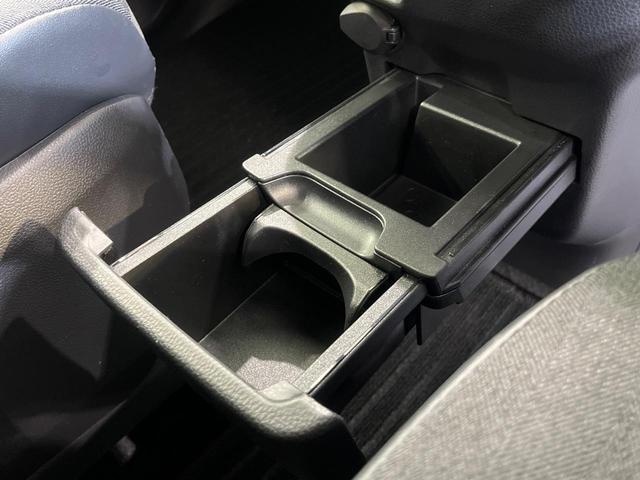 ヴォクシー Ｓ－Ｇ　純正８型ナビ　両側電動ドア　バックカメラ　衝突被害軽減システム　レーダークルーズ　禁煙車　ドラレコ　コーナーセンサー　スマートキー　ＬＥＤヘッド　ＥＴＣ　オートハイビーム　車線逸脱警報　オートライト（51枚目）