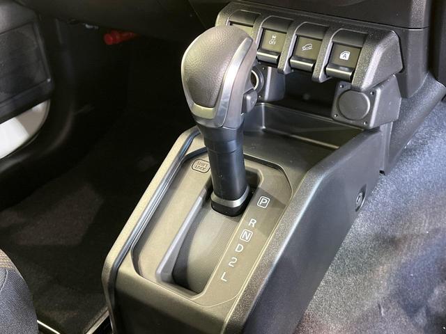 ジムニー ＸＣ　衝突被害軽減システム　禁煙車　コーナーセンサー　スマートキー　ＬＥＤ　オートライト　シートヒーター　クルコン　純正１６インチアルミ　オートエアコン　４ＷＤ（22枚目）