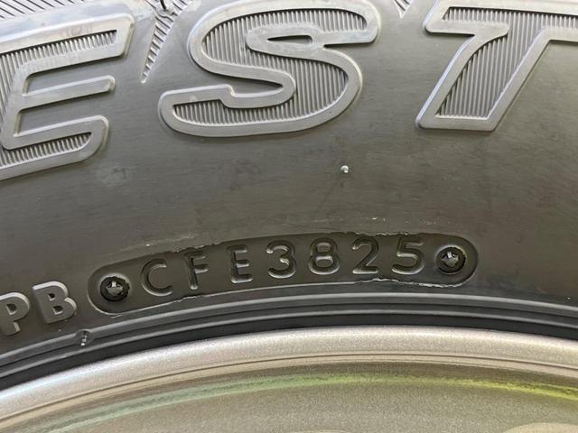 ジムニー ＸＣ　衝突被害軽減システム　禁煙車　コーナーセンサー　スマートキー　ＬＥＤ　オートライト　シートヒーター　クルコン　純正１６インチアルミ　オートエアコン　４ＷＤ（53枚目）