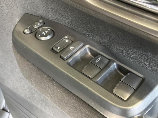 N-BOXカスタム ターボ 両側電動ドア 純正9型ナビ バックカメラ 衝突被害軽減システム レーダークルーズ 禁煙車 コーナーセンサー スマートキー LEDヘッド ビルトインETC 純正15インチアルミ(35枚目)