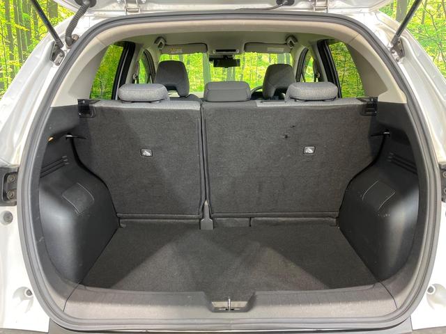 ノート Ｓ　ＳＤナビ　全周囲カメラ　衝突被害軽減システム　禁煙車　コーナーセンサー　スマートキー　ＥＴＣ　オートハイビーム　オートライト　オートエアコン　Ｂｌｕｅｔｏｏｔｈ　ＣＤ　ＤＶＤ再生（10枚目）