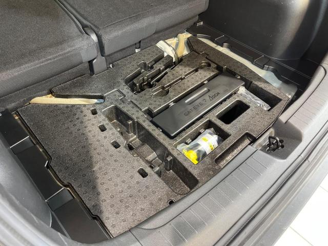 ノート Ｓ　ＳＤナビ　全周囲カメラ　衝突被害軽減システム　禁煙車　コーナーセンサー　スマートキー　ＥＴＣ　オートハイビーム　オートライト　オートエアコン　Ｂｌｕｅｔｏｏｔｈ　ＣＤ　ＤＶＤ再生（40枚目）