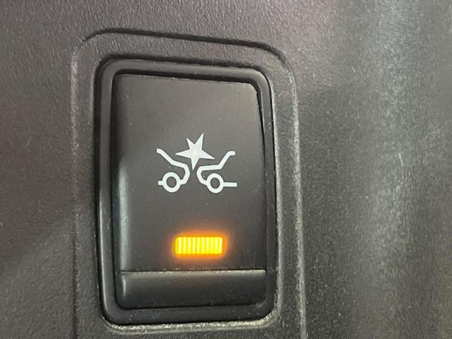 セレナ ハイウェイスター　Ｖセレクション　後席モニター　両側電動ドア　純正ＳＤナビ　全周囲カメラ　衝突被害軽減システム　禁煙車　コーナーセンサー　スマートキー　ＬＥＤヘッド　クルコン　純正１６インチアルミ　パークアシスト　オートライト（33枚目）