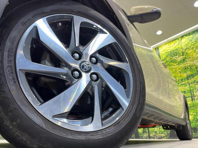 アクア クロスオーバー　衝突被害軽減システム　禁煙車　ハーフレザーシート　ＥＴＣ　純正１６インチアルミ　オートエアコン　ＣＤ　プライバシーガラス（13枚目）