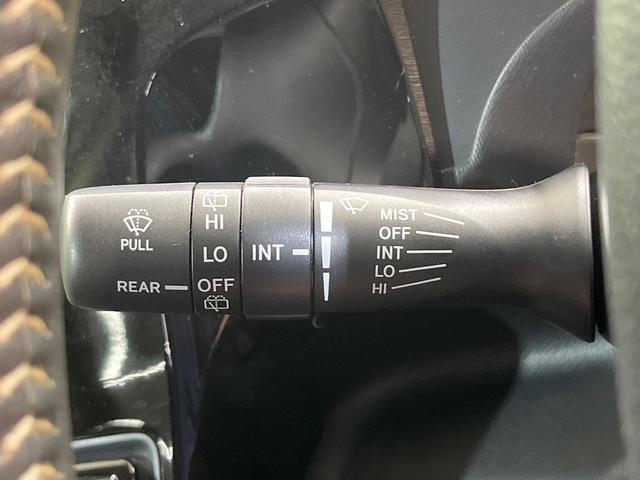 アクア クロスオーバー　衝突被害軽減システム　禁煙車　ハーフレザーシート　ＥＴＣ　純正１６インチアルミ　オートエアコン　ＣＤ　プライバシーガラス（27枚目）