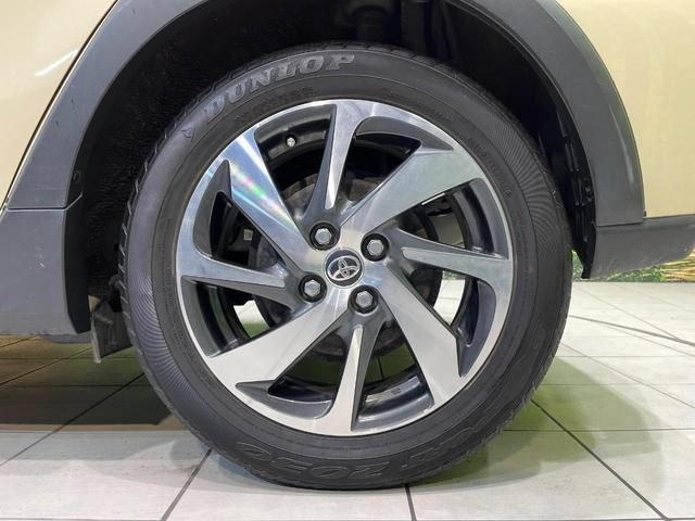 アクア クロスオーバー　衝突被害軽減システム　禁煙車　ハーフレザーシート　ＥＴＣ　純正１６インチアルミ　オートエアコン　ＣＤ　プライバシーガラス（48枚目）