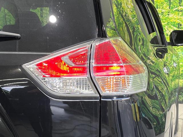 エクストレイル ２０Ｘ　ＨＶブラクＸトリマＸエマジェンシーブレーキＰ　メーカーナビ　全周囲カメラ　衝突被害軽減システム　禁煙車　ドラレコ　コーナーセンサー　スマートキー　ＬＥＤヘッド　ルーフレール　ビルトインＥＴＣ　クルコン　純正１７インチアルミ　パークアシスト（47枚目）