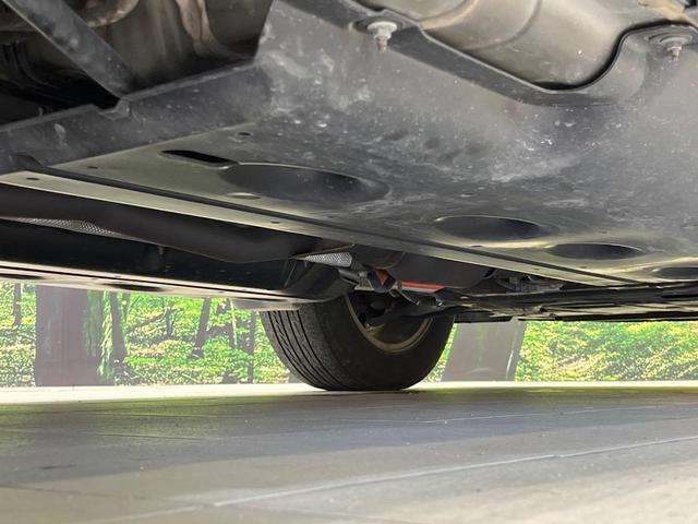 エクストレイル ２０Ｘ　ＨＶブラクＸトリマＸエマジェンシーブレーキＰ　メーカーナビ　全周囲カメラ　衝突被害軽減システム　禁煙車　ドラレコ　コーナーセンサー　スマートキー　ＬＥＤヘッド　ルーフレール　ビルトインＥＴＣ　クルコン　純正１７インチアルミ　パークアシスト（58枚目）